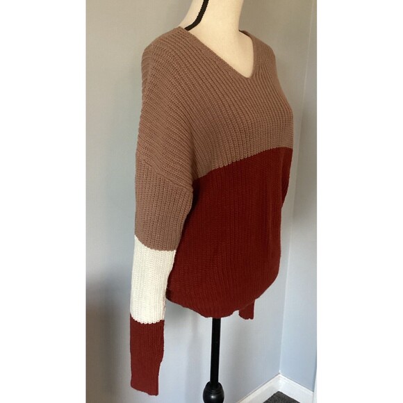 No Boundaries Women’s Color Block Sweater With Criss Cross Knotted Back Size XL - Picture 3 of 7